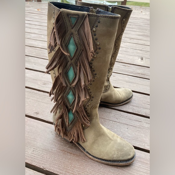 LIBERTY Black Shoes - LIBERTY Black cowboy boots with fringe & diamond pattern, brown, women’s size 6